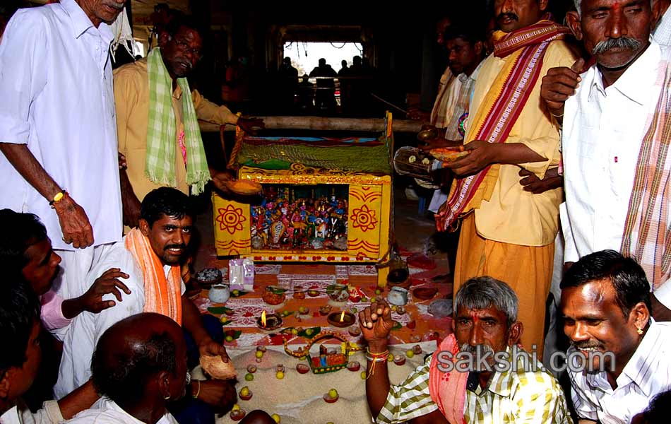 Pedda Gattu Jatara in Nalgonda - Sakshi20