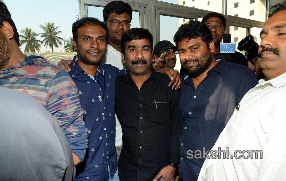 temper movie teen visit mallikarjuna theatre in kukatpally4