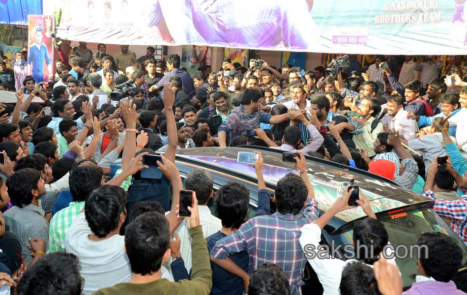 temper movie teen visit mallikarjuna theatre in kukatpally17