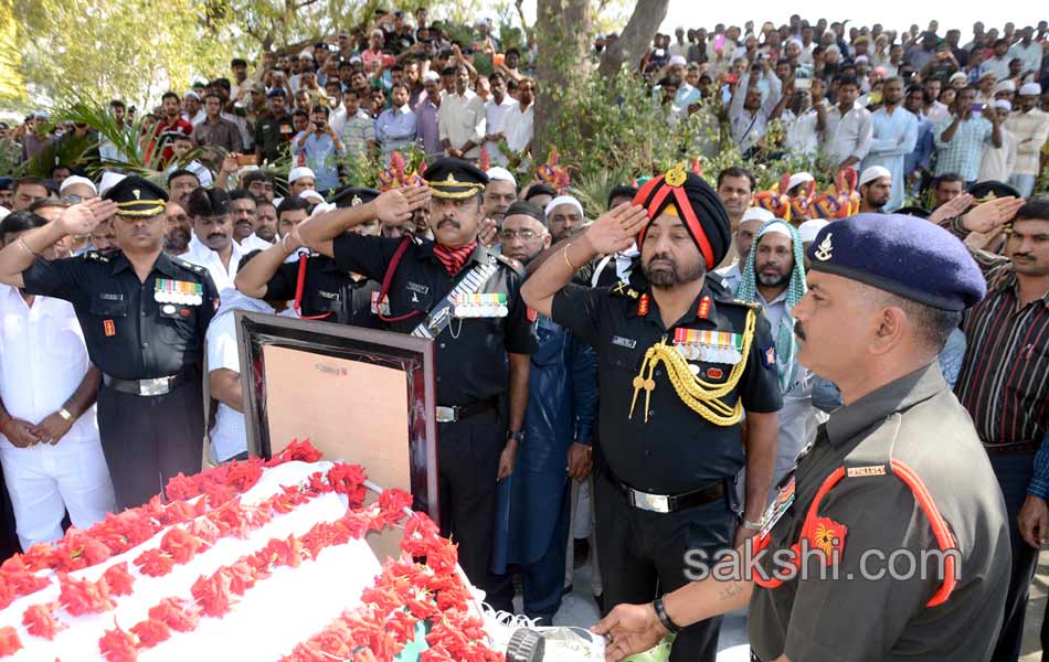 Major Tahir Hussain Khan  body arrives in Hyderabad5