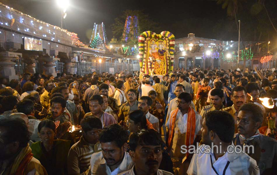 shivaratri festival in telugu states - Sakshi18