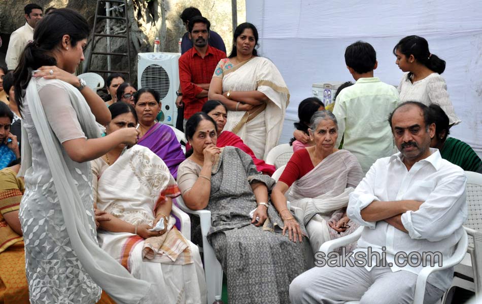 celebrities pay last respects to Dr Rama Naidu - Sakshi10