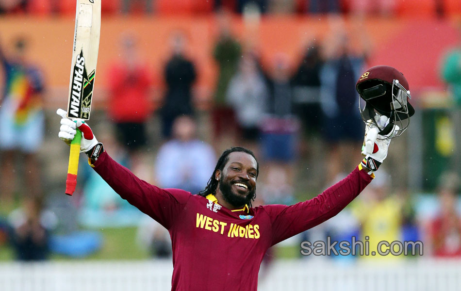 Chris Gayle creates World Cup history11