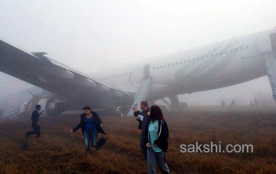 Turkish plane suffers nose gear collapse in Kathmandu3