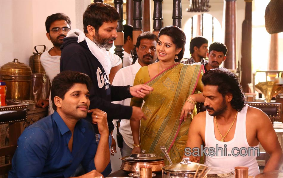 son of satyamurthy working stills2