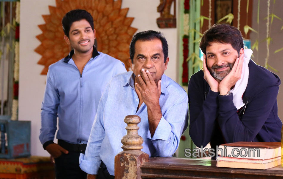 son of satyamurthy working stills5