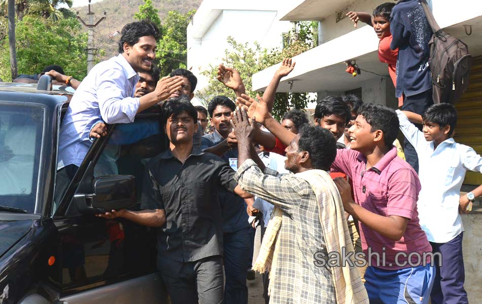 ys jagan mohan reddy tours in vizag district - Sakshi10