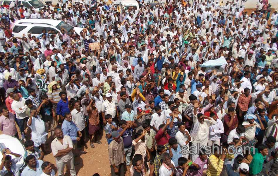 YS jagan tour - Sakshi6