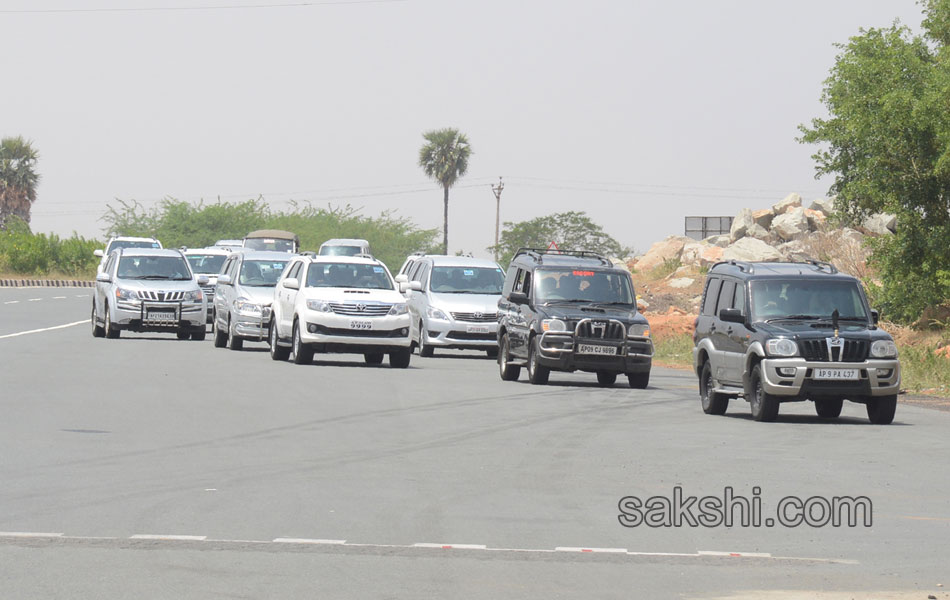 YS jagan tour - Sakshi14