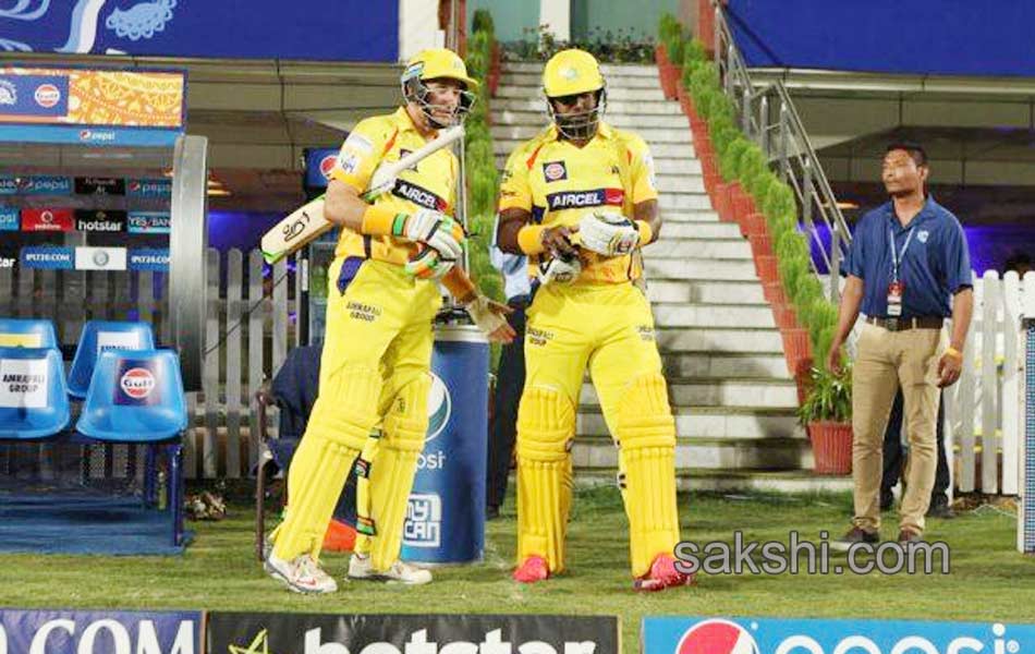 chennai super kings enter into final11