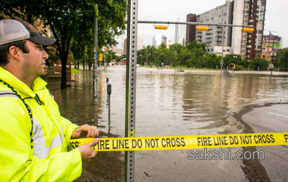 Huge rains in US - Sakshi12