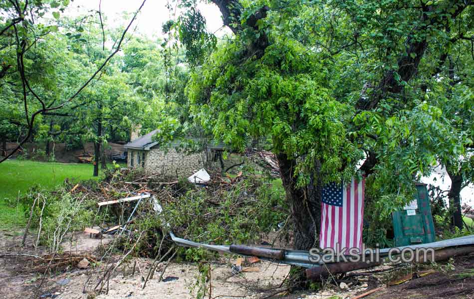 Heavy rains in America - Sakshi7