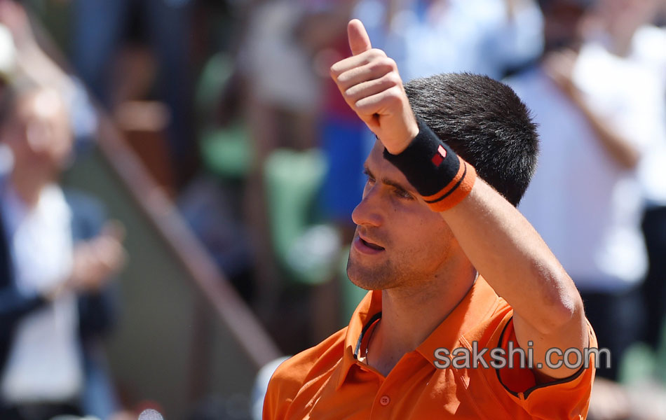 Novak djokovic enters finals in french open4