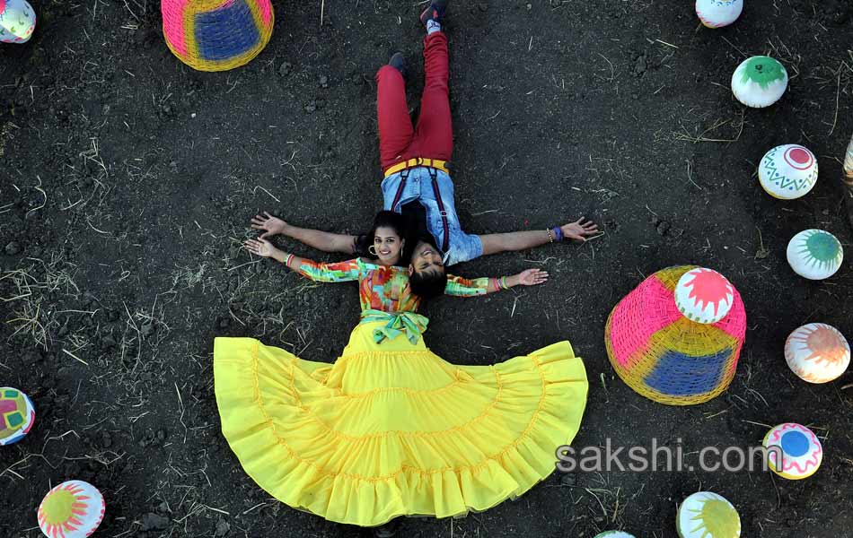 Krishnamma Kalipindi Iddarini movie stills - Sakshi15