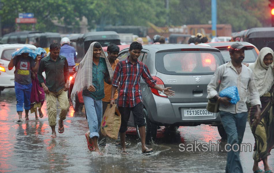 in hyderabad heavy rain - Sakshi1