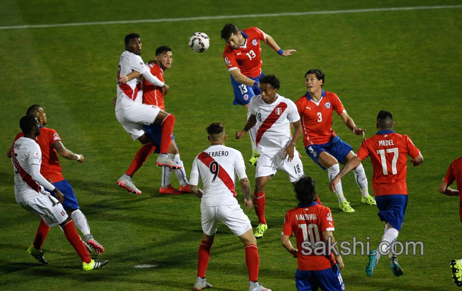 Chile Fans1