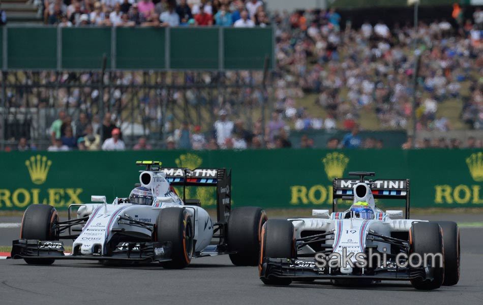 lewis hamilton wins british GP6