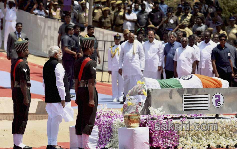 Kalam laid to rest in Rameswaram - Sakshi8