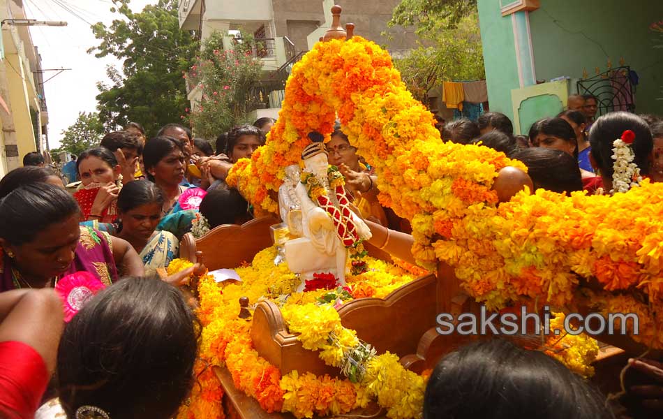 guru pournami celebrations in temples19