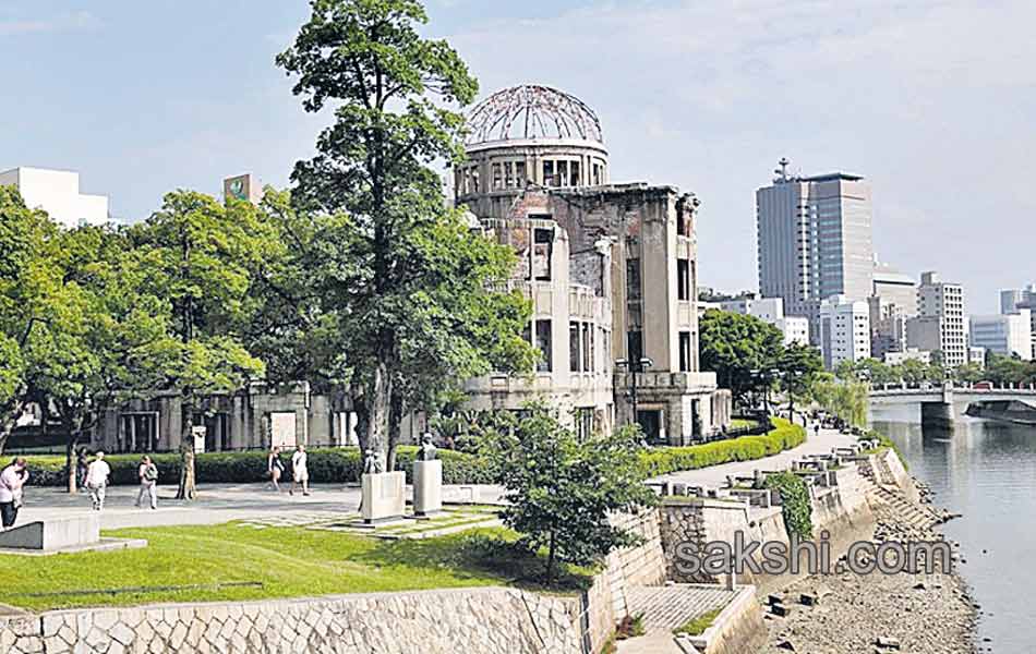 Hiroshima Peace Memorial Park in western2