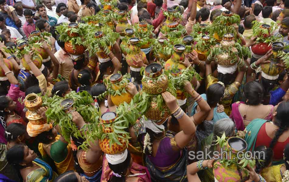 bonalu in hyderabad - Sakshi11