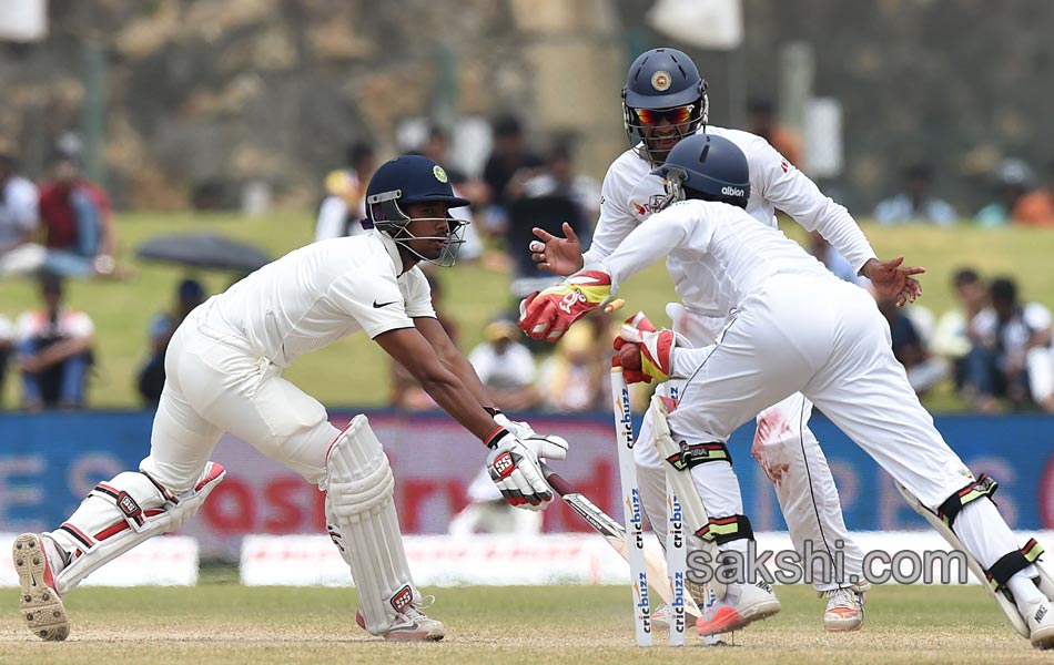 srilanka beats team india by 63 runs in first test - Sakshi13