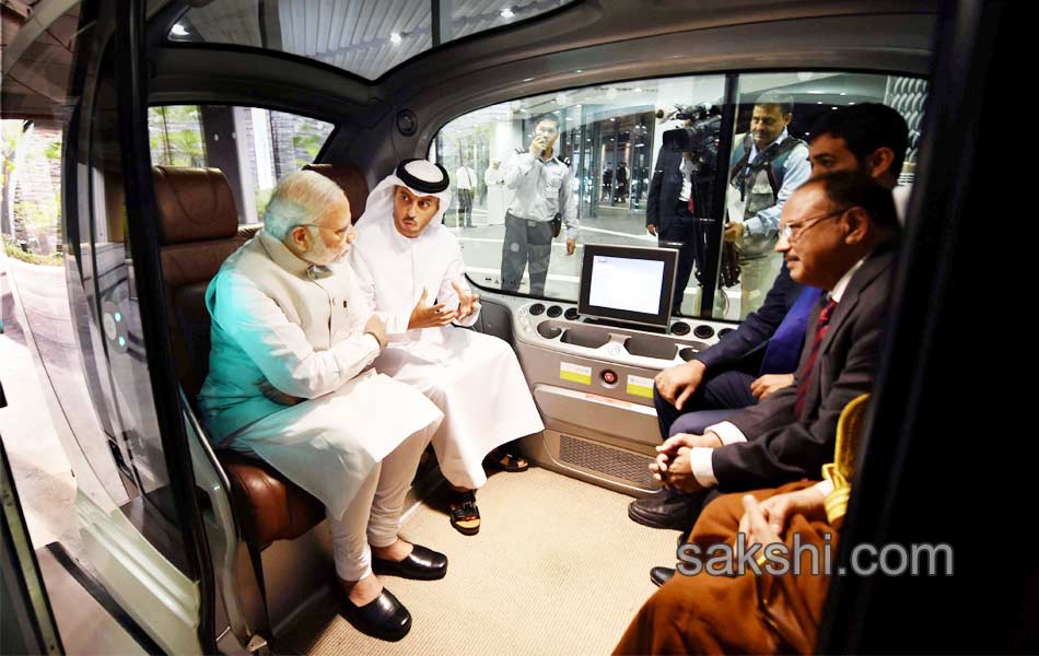 narendra modi dubai tour - Sakshi12