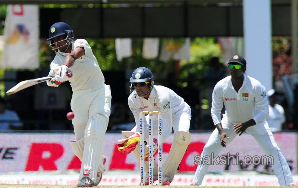 india and sri lanka second day test match - Sakshi14