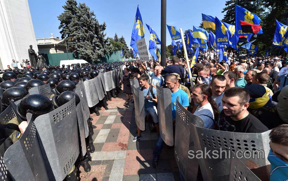 UKRAINE parliament8