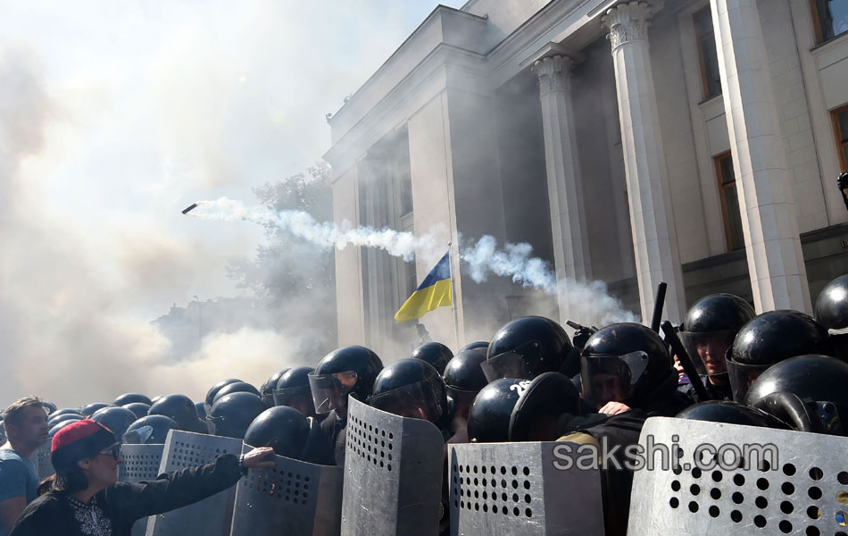 UKRAINE parliament20