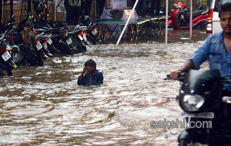 heavy rain in city - Sakshi9