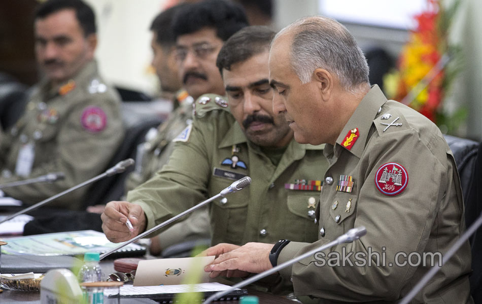 india and Pakistani Border Security Force14