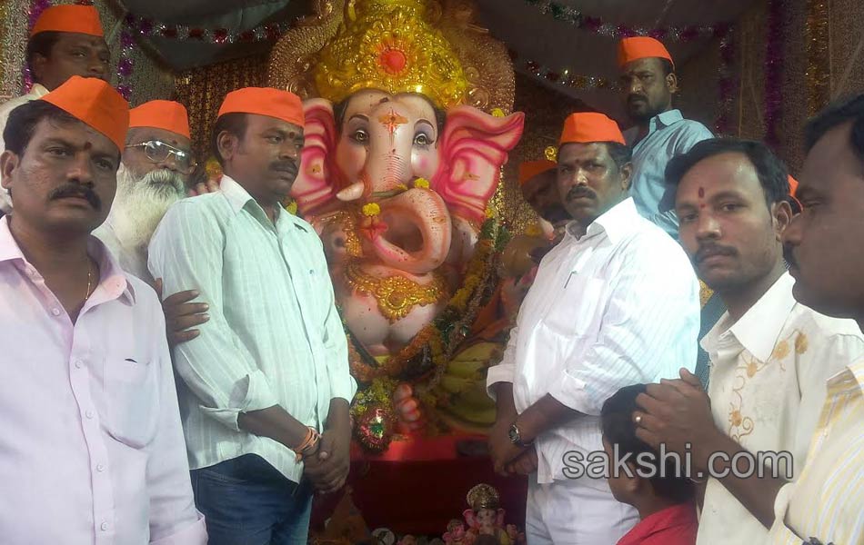 ganesh chaturthi celebrations in Mahbubnagar district on fourthday - Sakshi6