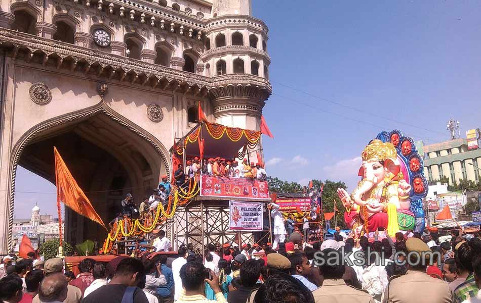 ganesh immersion 2015 hyderabad - Sakshi10