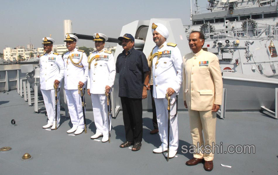 naval warship INS Kochi in Mumbai6