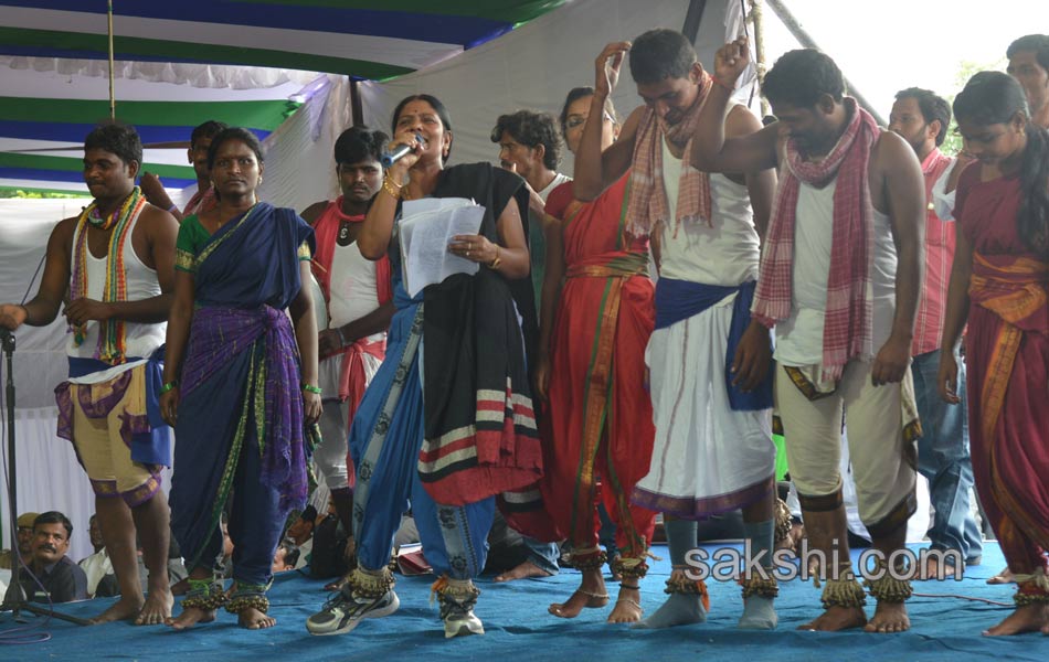 ys jagan mohanreddy now at nallapadu - Sakshi24