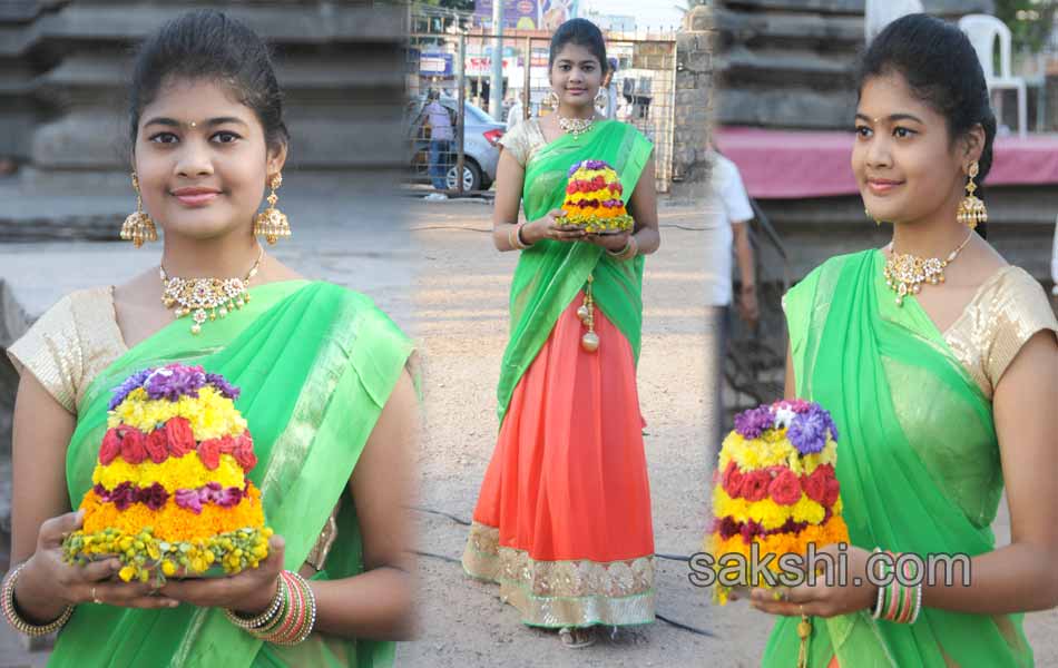 TRS Kavitha Bathukamma Celebrations18