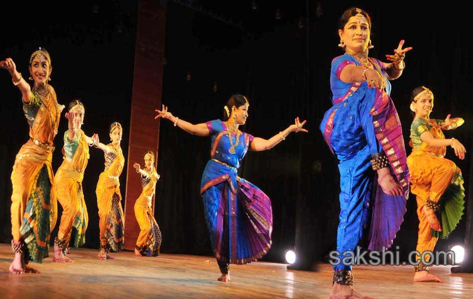 Bharatanatyam dance performance13