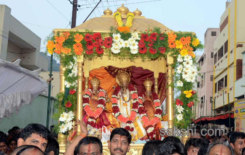 kanakadurgamma Temple in Vijayawada6