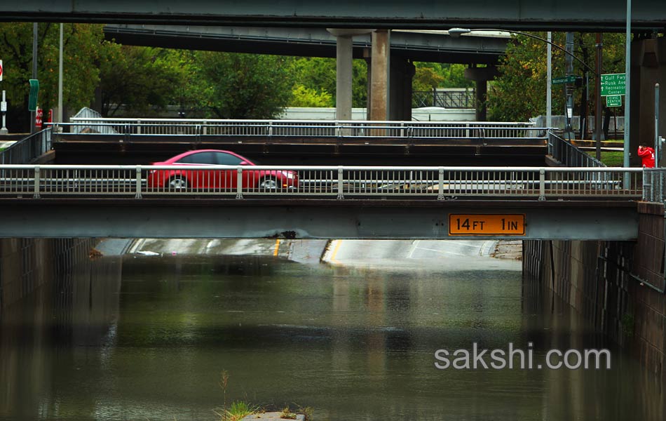 Hurricane flood in texas - Sakshi20