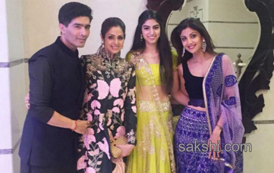 Sonam Saif  Kareena attend Shilpa Shetty and Raj Kundra Diwali party24