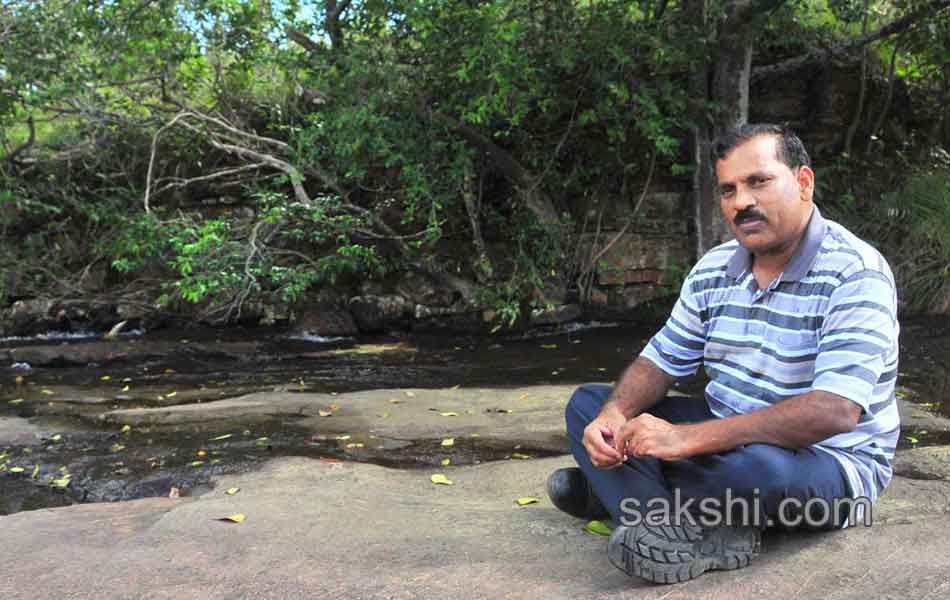 Erracandanam smugglers in seshachalam forest13