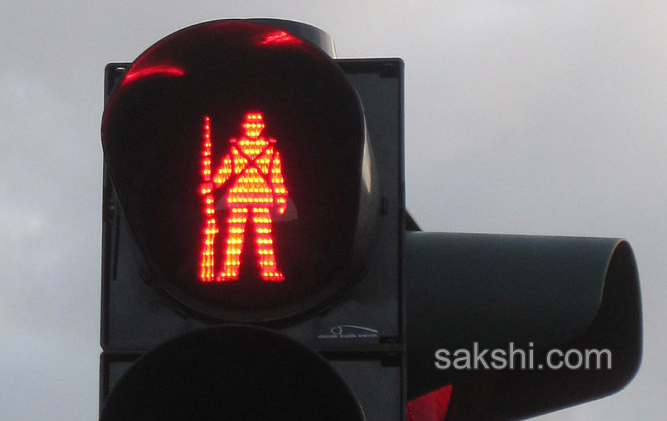 wonderful traffic signals around the world2