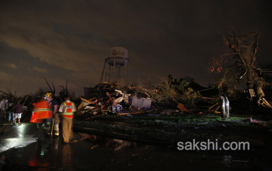 tornado in Garland - Sakshi11