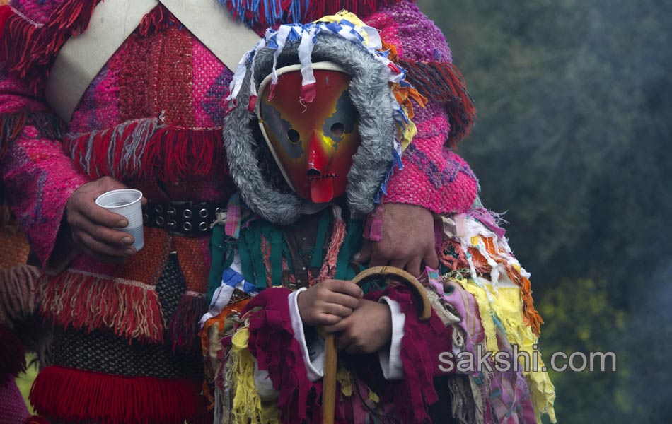 traditional caretos5