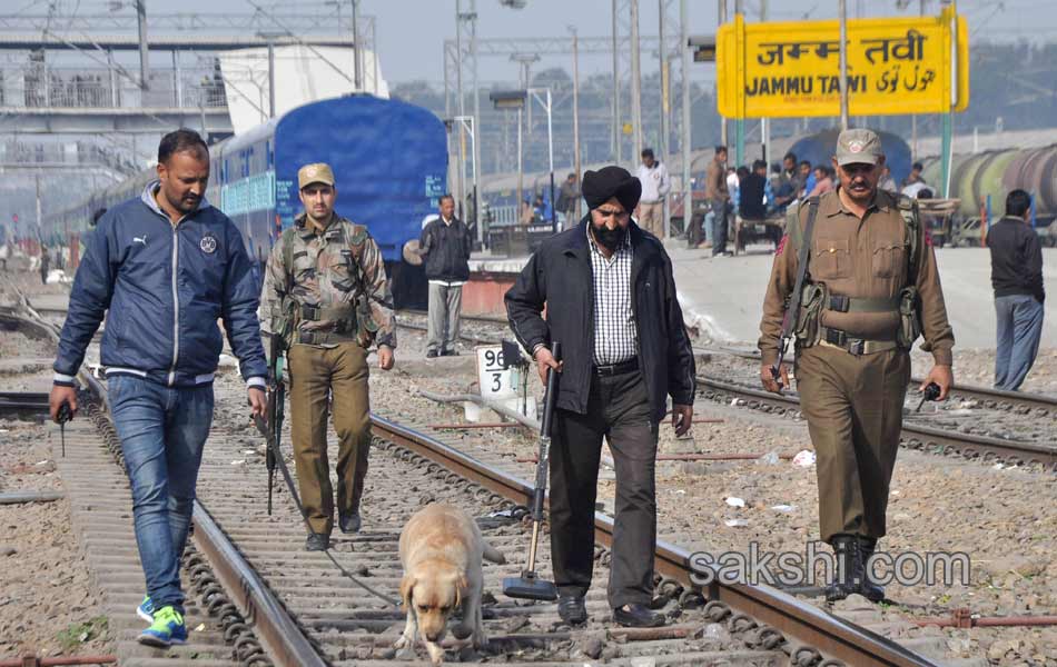 airforce base in Pathankot9