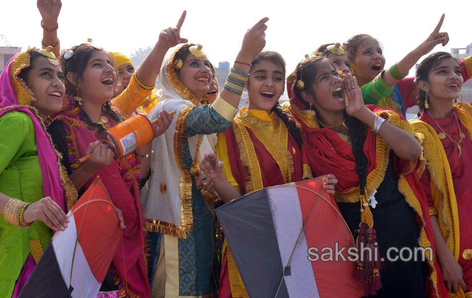 Punjab celebrates Lohri4