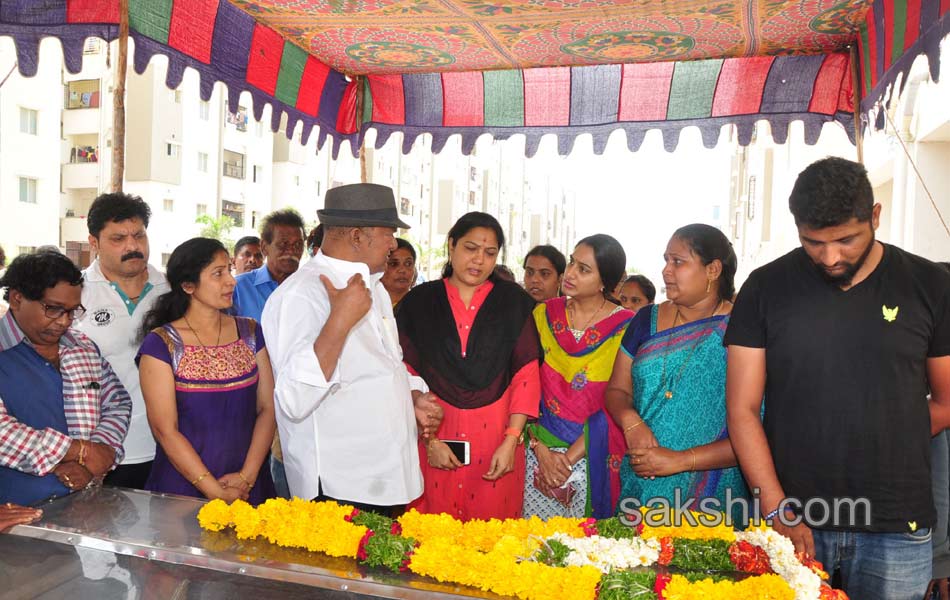 Junior Artist and Comedian Banda Jyothi Passes Away - Sakshi9