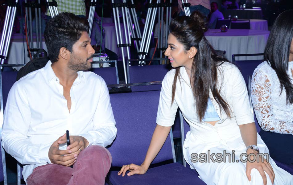 Sarrainodu Success Meet2