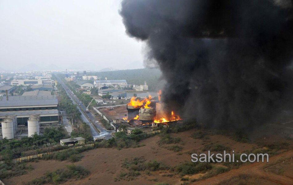 Fire breaks out at Visakhapatnam bio diesel plant fire18